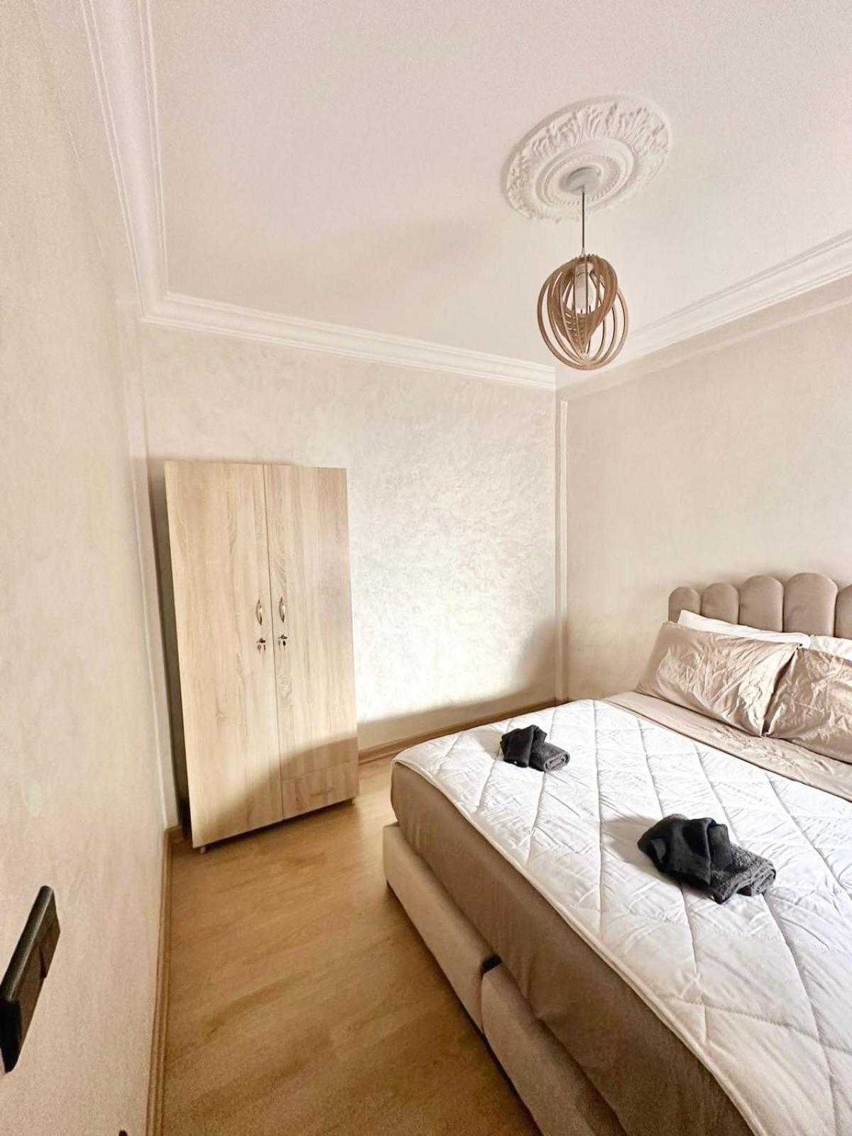 Cozy And Spacious Apartment